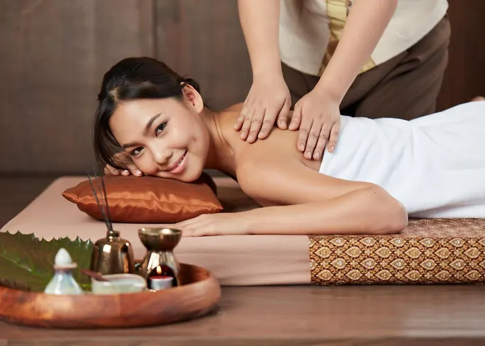 Divalux & Bangkok, Suvarnabhumi Airport-free Shuttle 5*