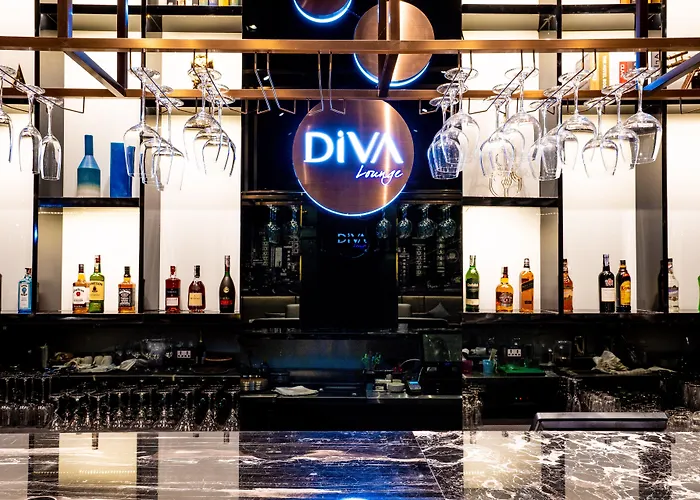 Divalux & Bangkok, Suvarnabhumi Airport-free Shuttle Hotel